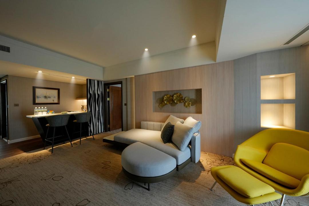 Evergreen Plaza Hotel - Тайнань Екстер'єр фото A suite at The Hari